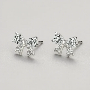 Silver bow-shaped earrings with clear gemstones - TM & Co. Jewels