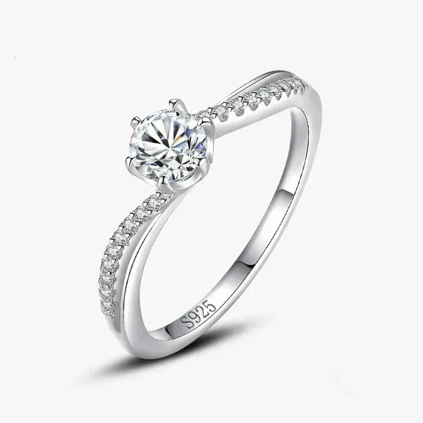 925 silver ring with round solitaire and pavé stones, elegant women's jewelry