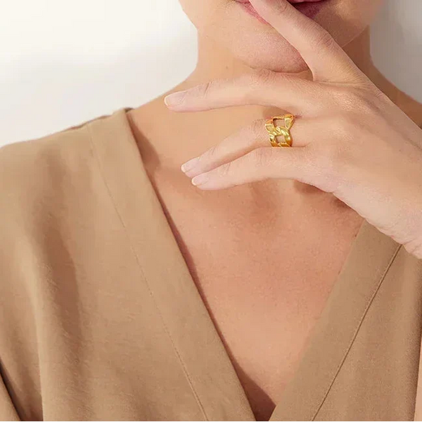 Mila’s Twist - TM & Co. Jewels