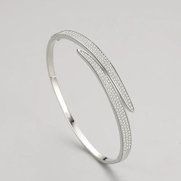 Mia's Mesmerizing CZ Link Bracelet - TM & CO. JEWELS 