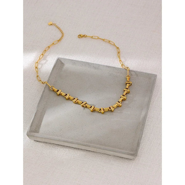 Gilded Elegance Choker - TM & CO. JEWELS 