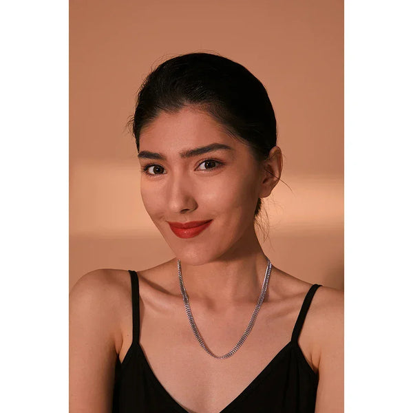 Modern Twist Pendant - TM & CO. JEWELS 