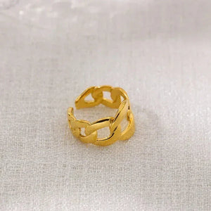 Mila’s Twist - TM & Co. Jewels