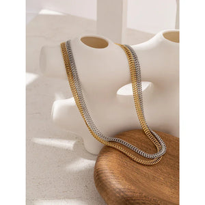 Modern Twist Pendant - TM & CO. JEWELS 