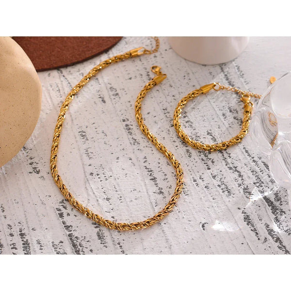 Luster Lock Collar - TM & CO. JEWELS 