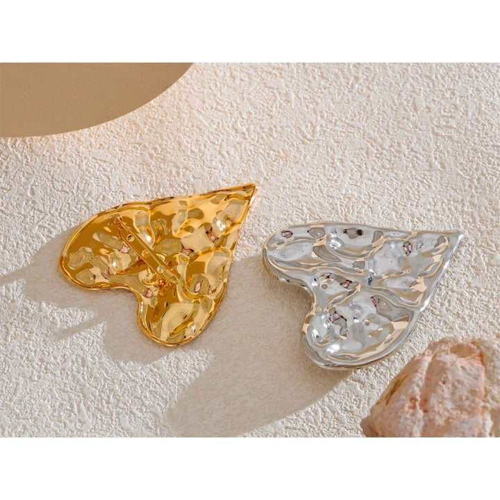 Textured Love Pin - TM & CO. JEWELS 