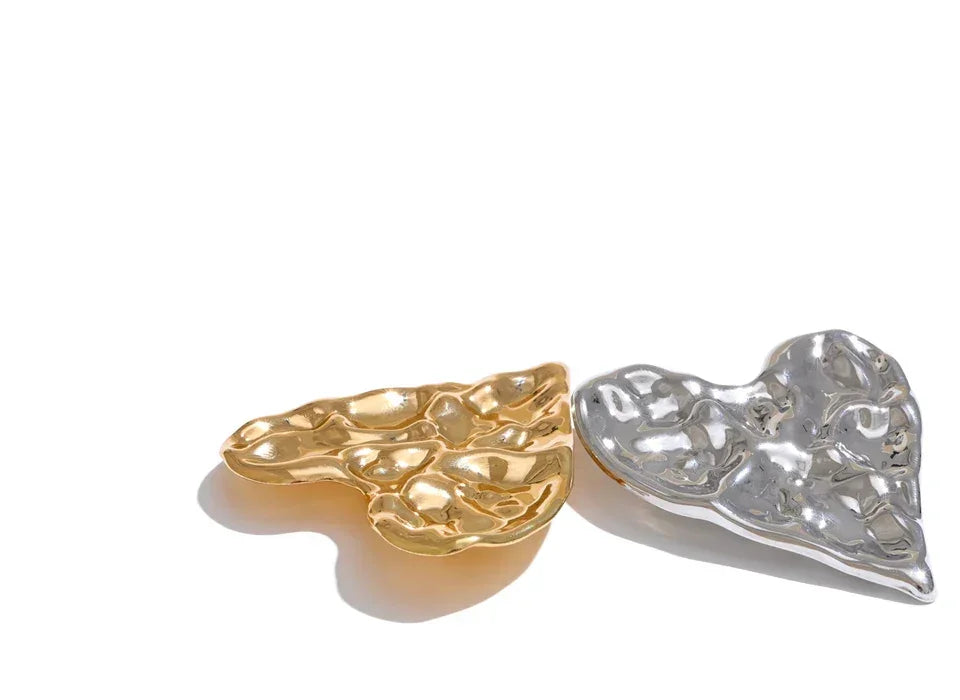 Textured Love Pin - TM & CO. JEWELS 