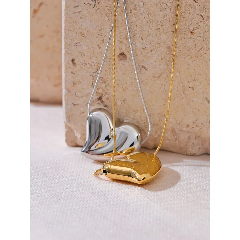 Hearty Glow Stainless Love Necklace - TM & Co. Jewels