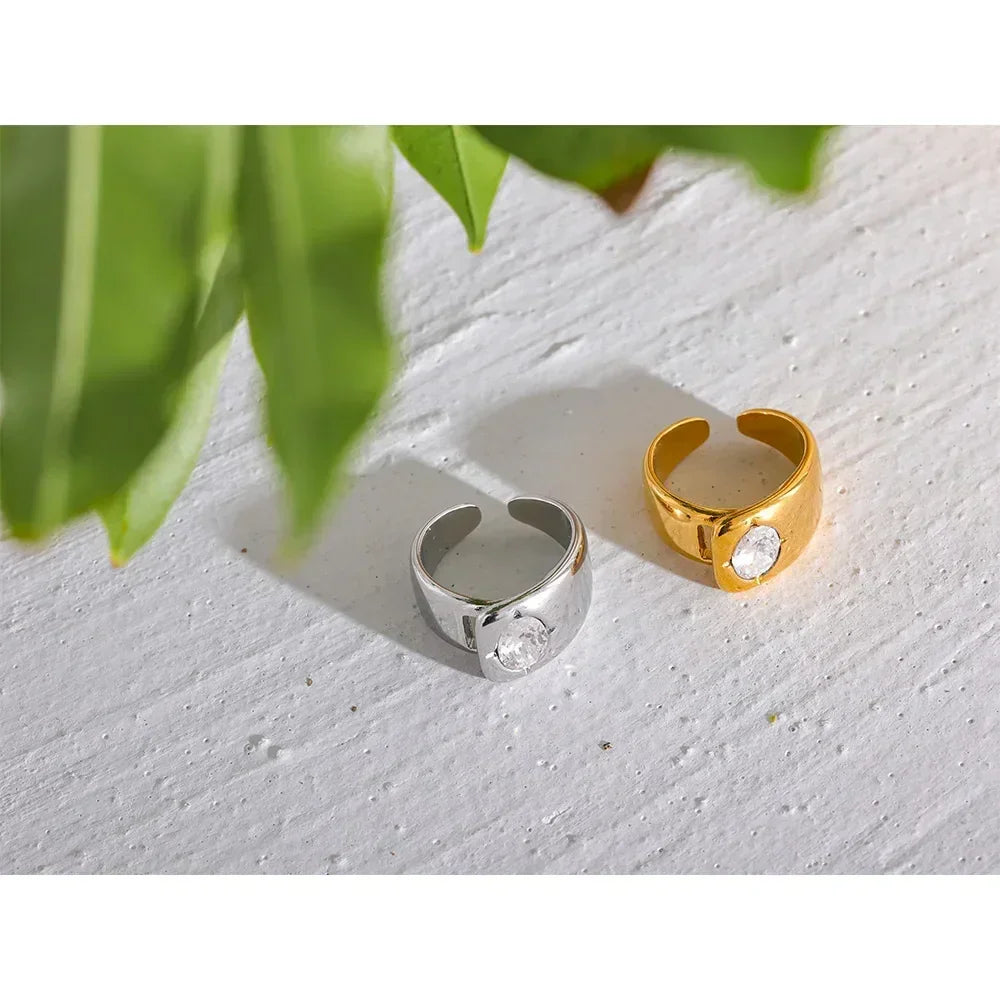 Chunky Charm Zirconia Ring - TM & CO. JEWELS 