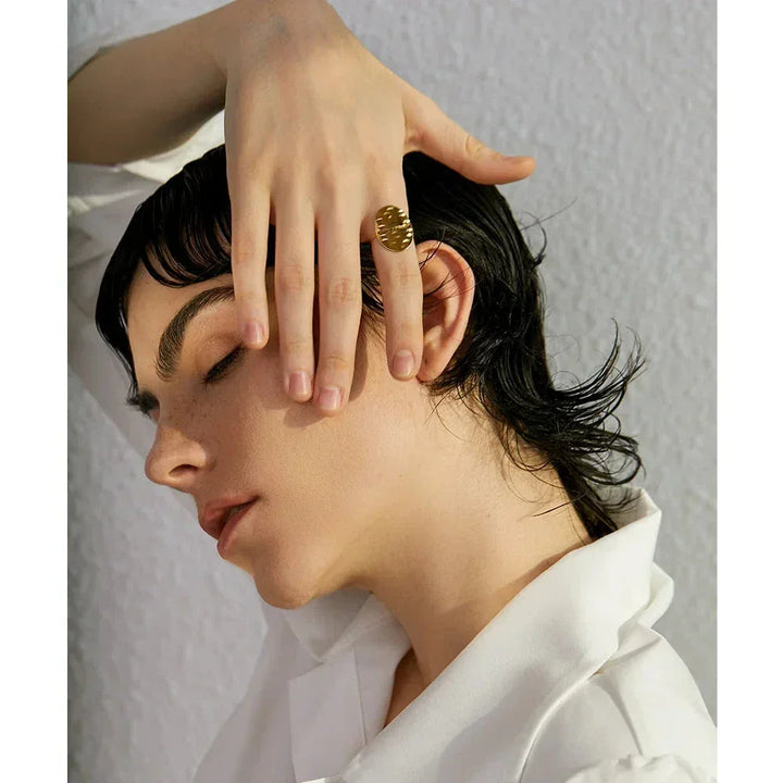 Shimmer Curve - TM & CO. JEWELS 