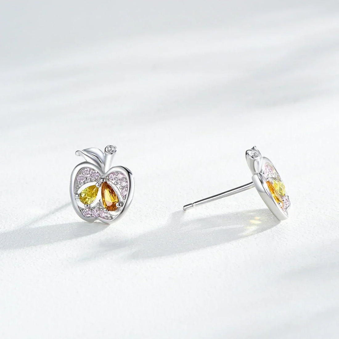 Amelia’s Apple Glimmer - TM & CO. JEWELS 