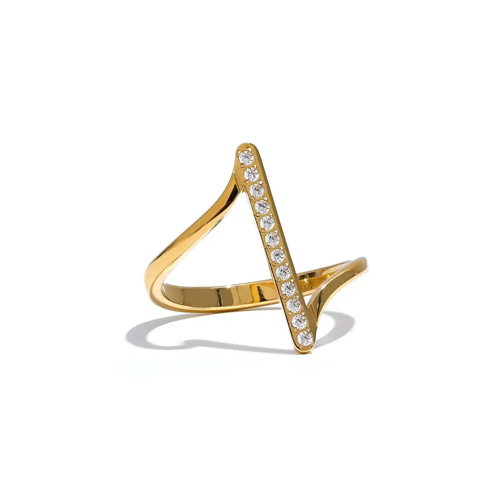 18K gold-plated geometric ring with sparkling crystals on white background