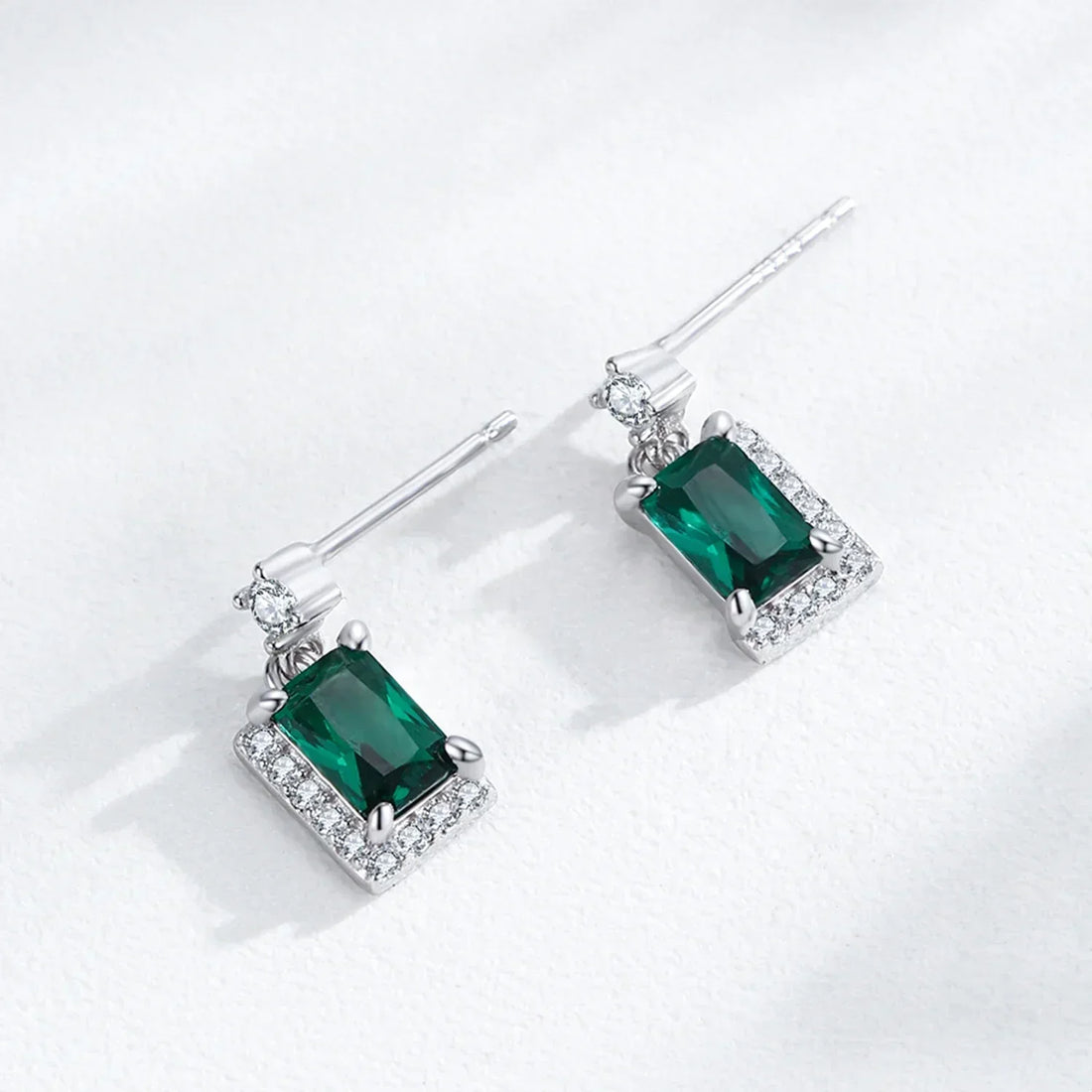 Sophia’s Emerald Glow - TM & CO. JEWELS 