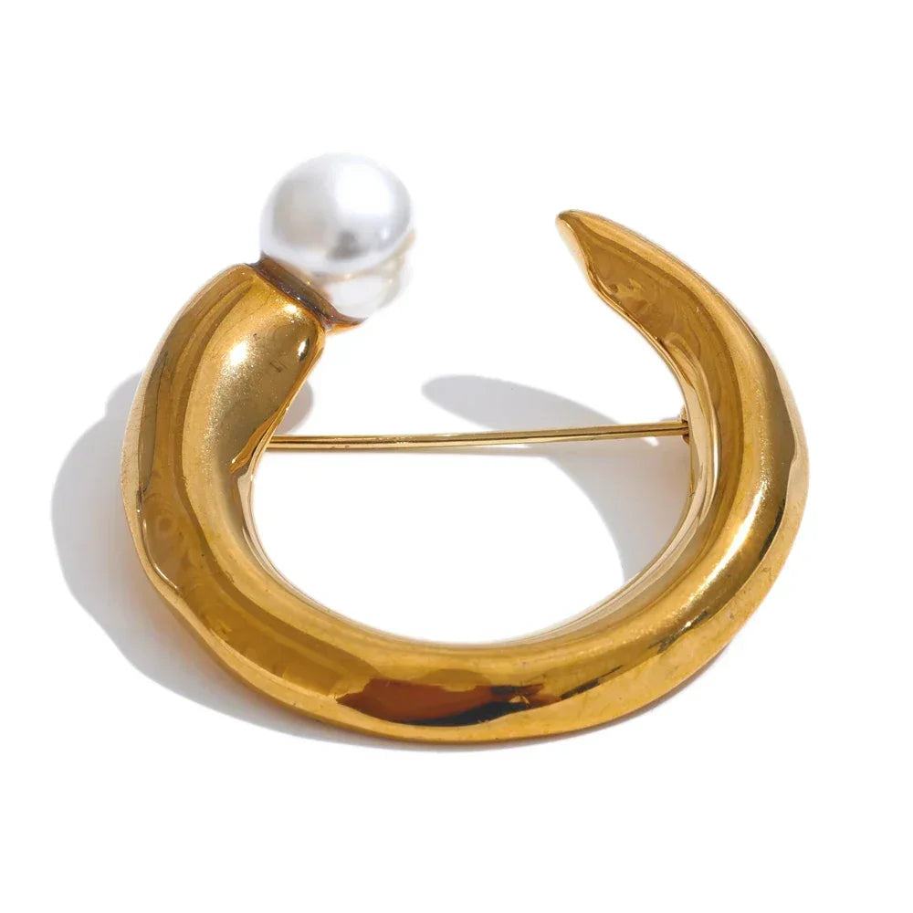 U-Shape Pearl Brooch - TM & CO. JEWELS 