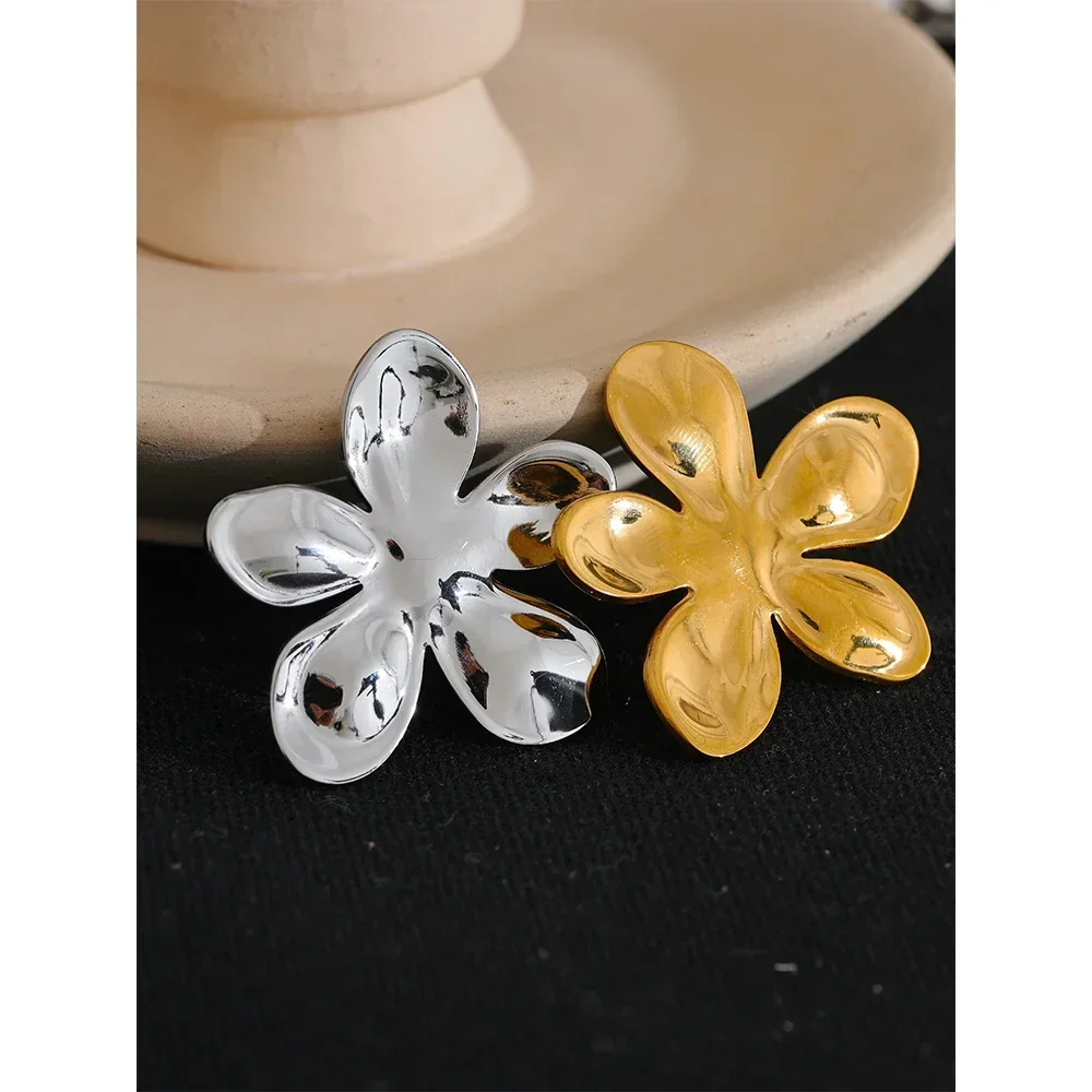 Precious Petals Pin - TM & CO. JEWELS 