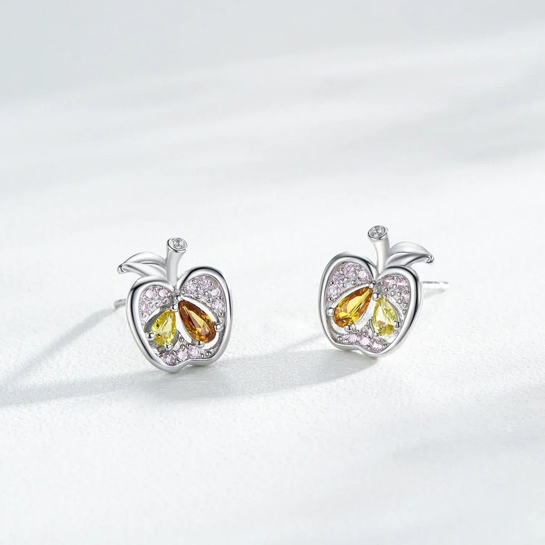 Amelia’s Apple Glimmer - TM & CO. JEWELS 