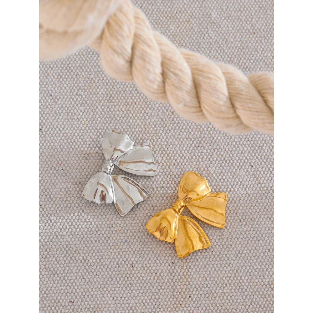 Golden Knot Pin - TM & CO. JEWELS 