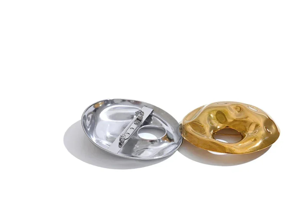 Hammered Circle Pin - TM & CO. JEWELS 