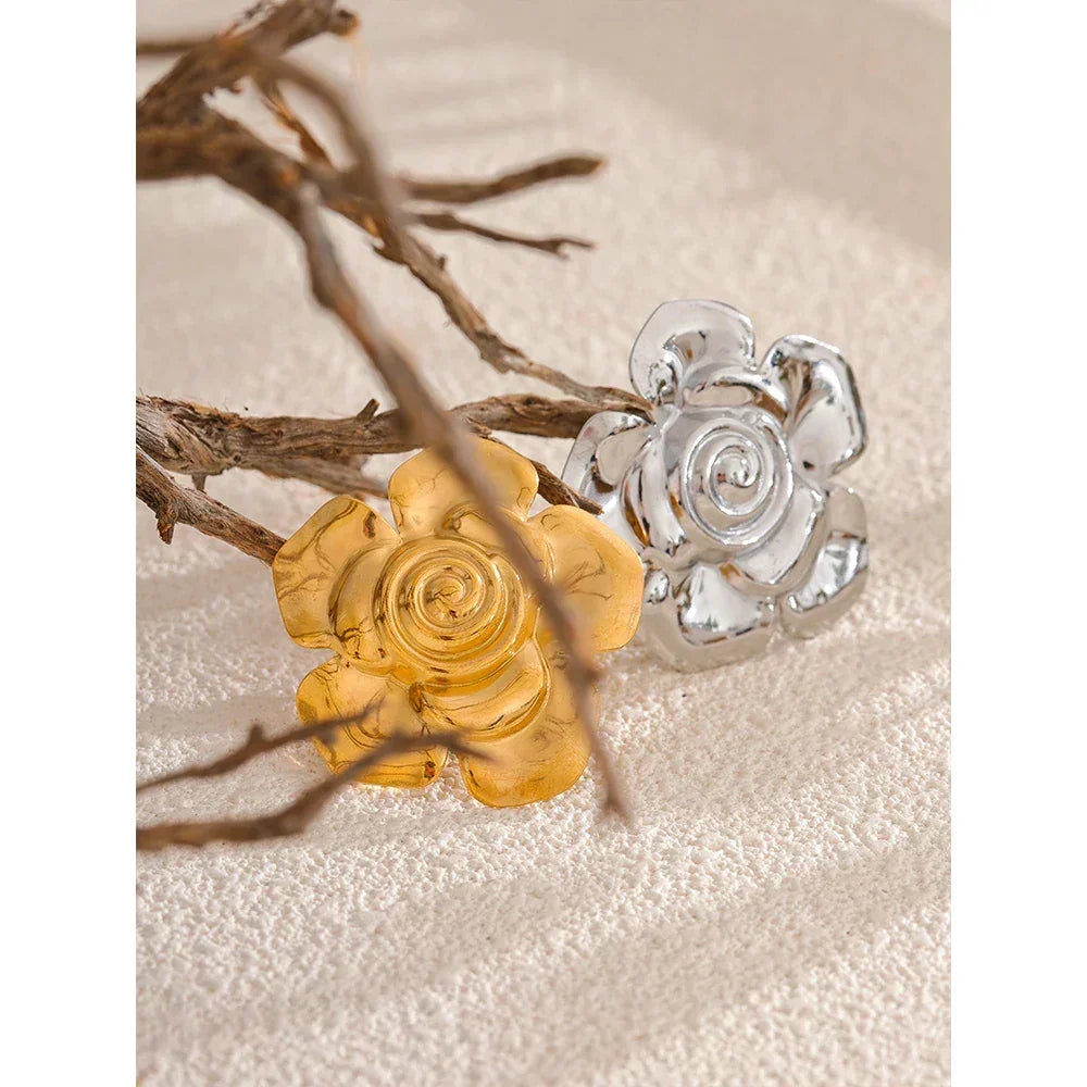 Blossom Charm Brooch - TM & CO. JEWELS 
