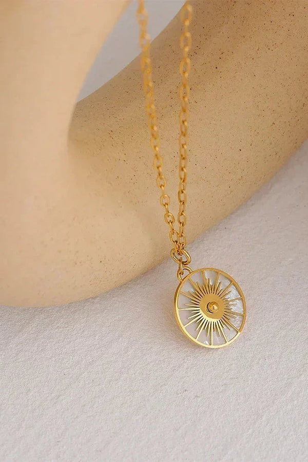 Luxe Rounds Shell Necklace - TM & CO. JEWELS 