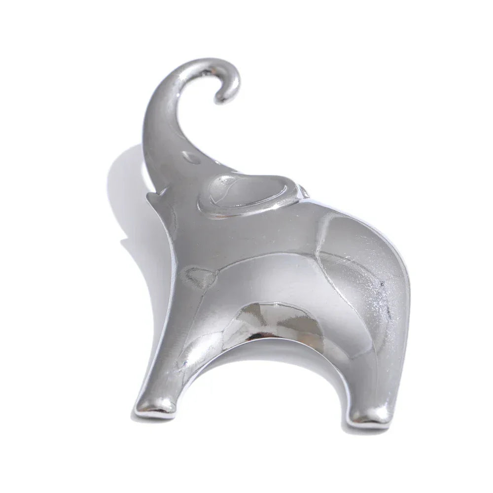 Gilded Elephant Pin - TM & CO. JEWELS 