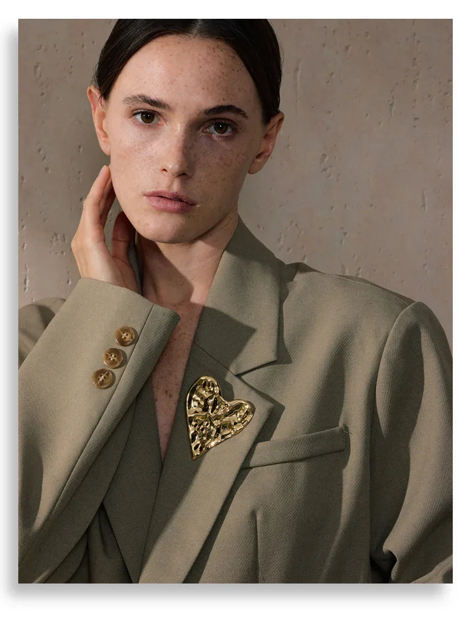 Textured Love Pin - TM & CO. JEWELS 