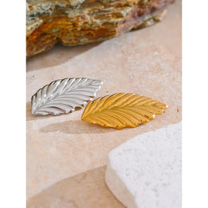 Golden Frond Pin - TM & CO. JEWELS 