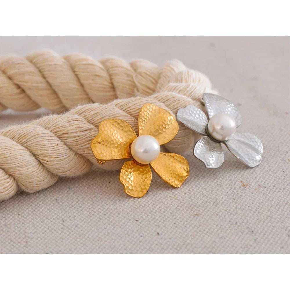 Aura Flora Brooch - TM & CO. JEWELS 