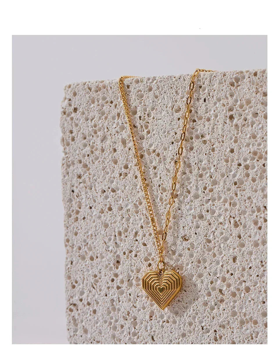 Charm Quotient Golden Embrace - TM & Co. Jewels